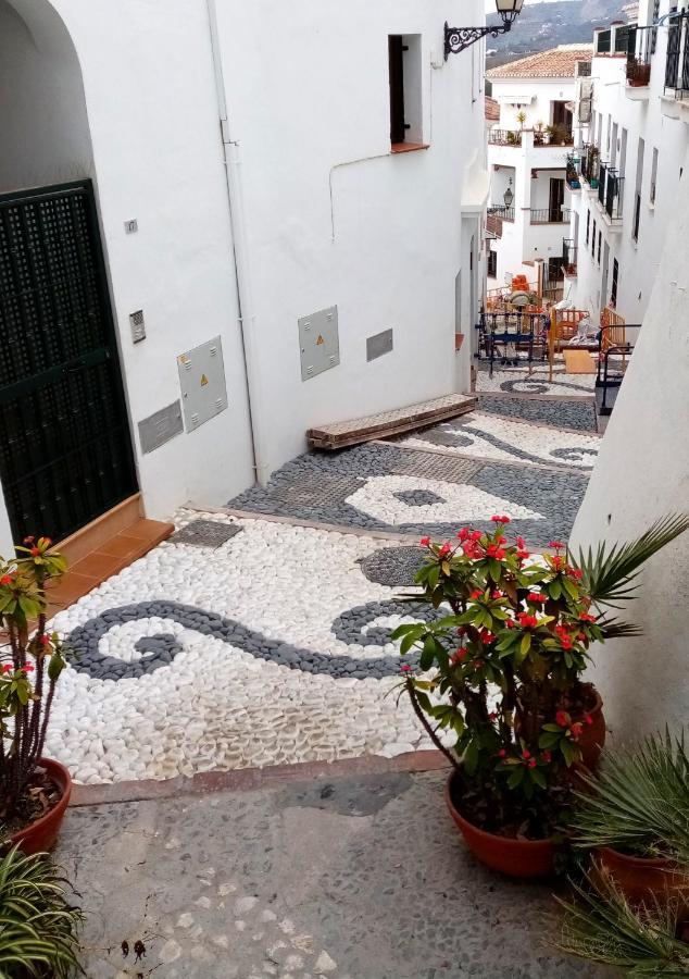 Atico Frigiliana Apartment Екстериор снимка