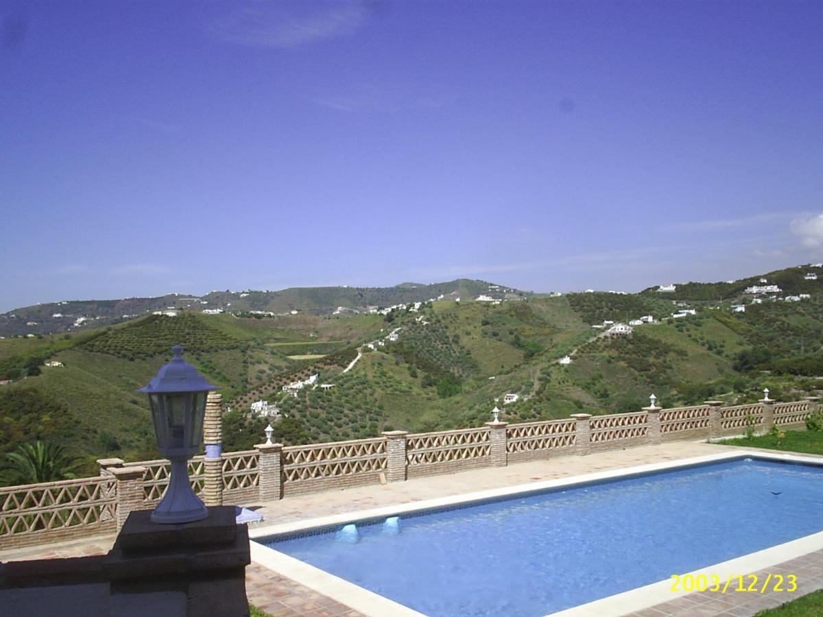 Atico Frigiliana Apartment Екстериор снимка