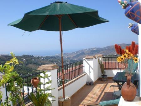 Atico Frigiliana Apartment Екстериор снимка
